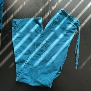 Buttersoft Straight Leg Drawstring Scrub Bottoms - like new condition